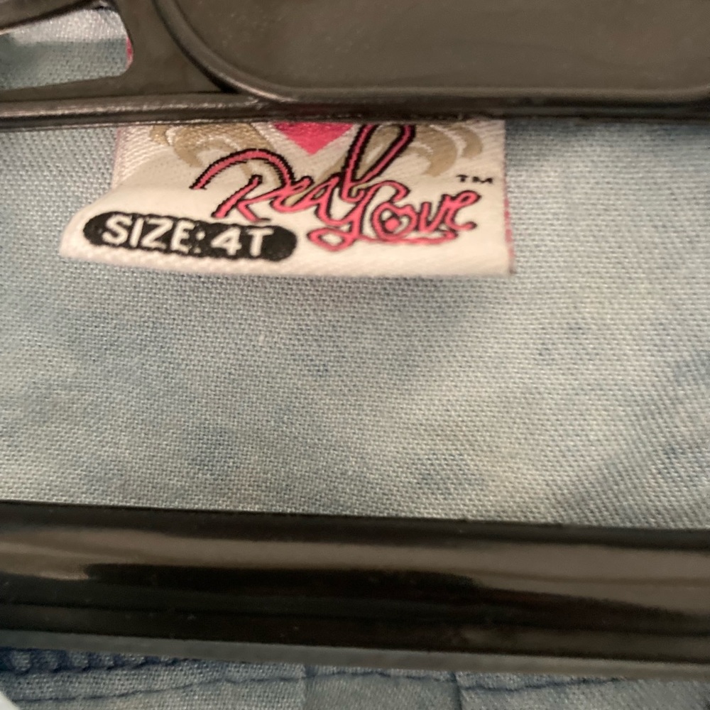 Toddler Size 4T Tops - Picture 15 of 16